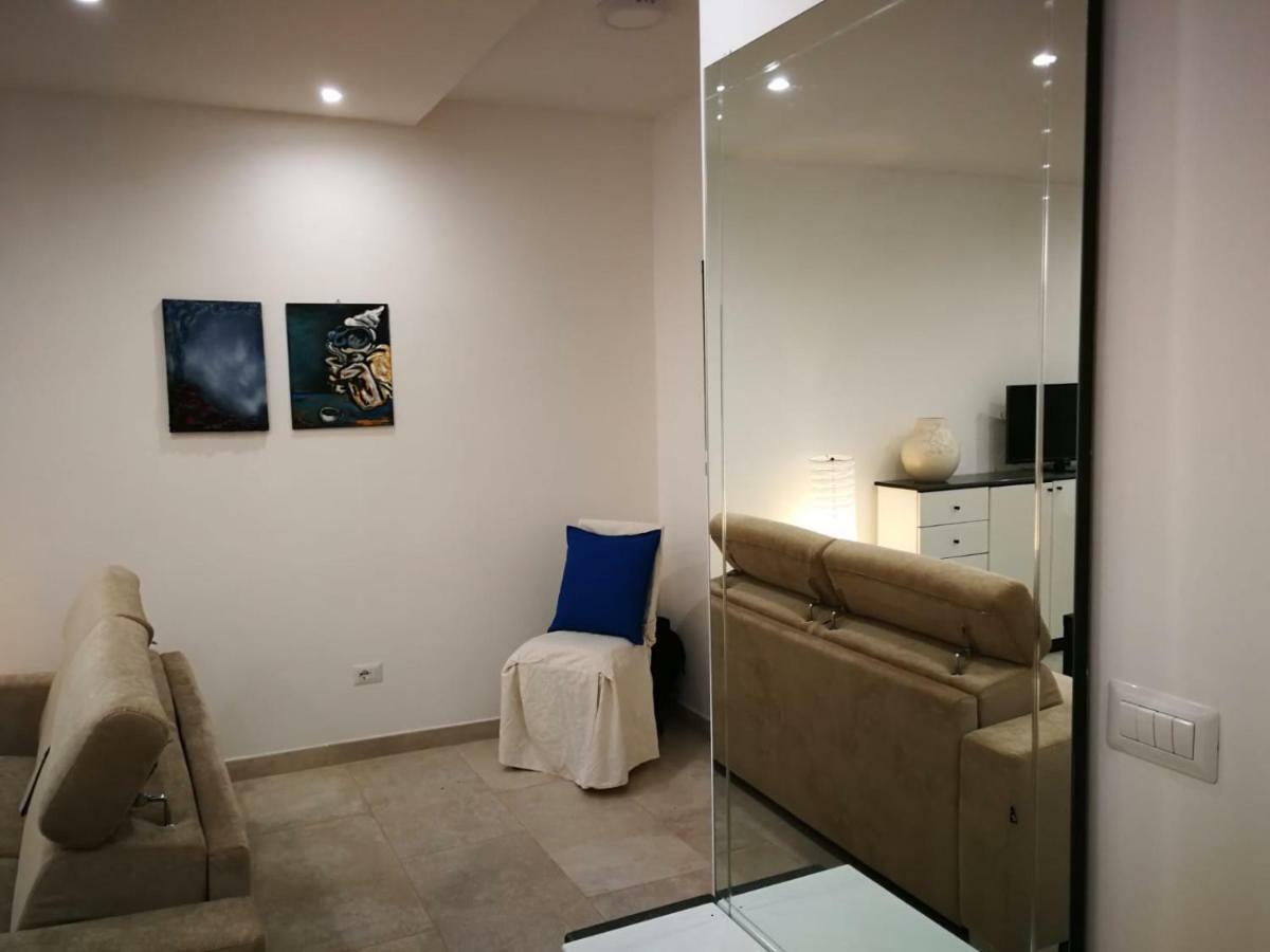 La Stanza Di Chaila Villa Наполи Екстериор снимка